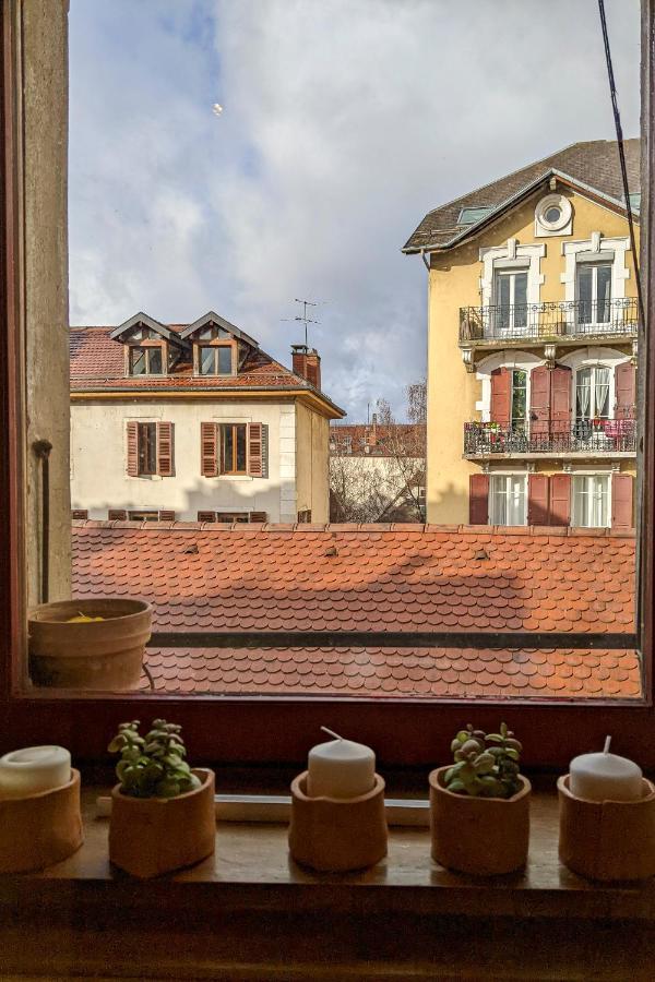 Petit-Coeur Charmant En Centre Ville Apartment อานซี ภายนอก รูปภาพ