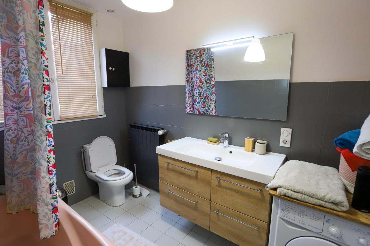 Petit-Coeur Charmant En Centre Ville Apartment อานซี ภายนอก รูปภาพ