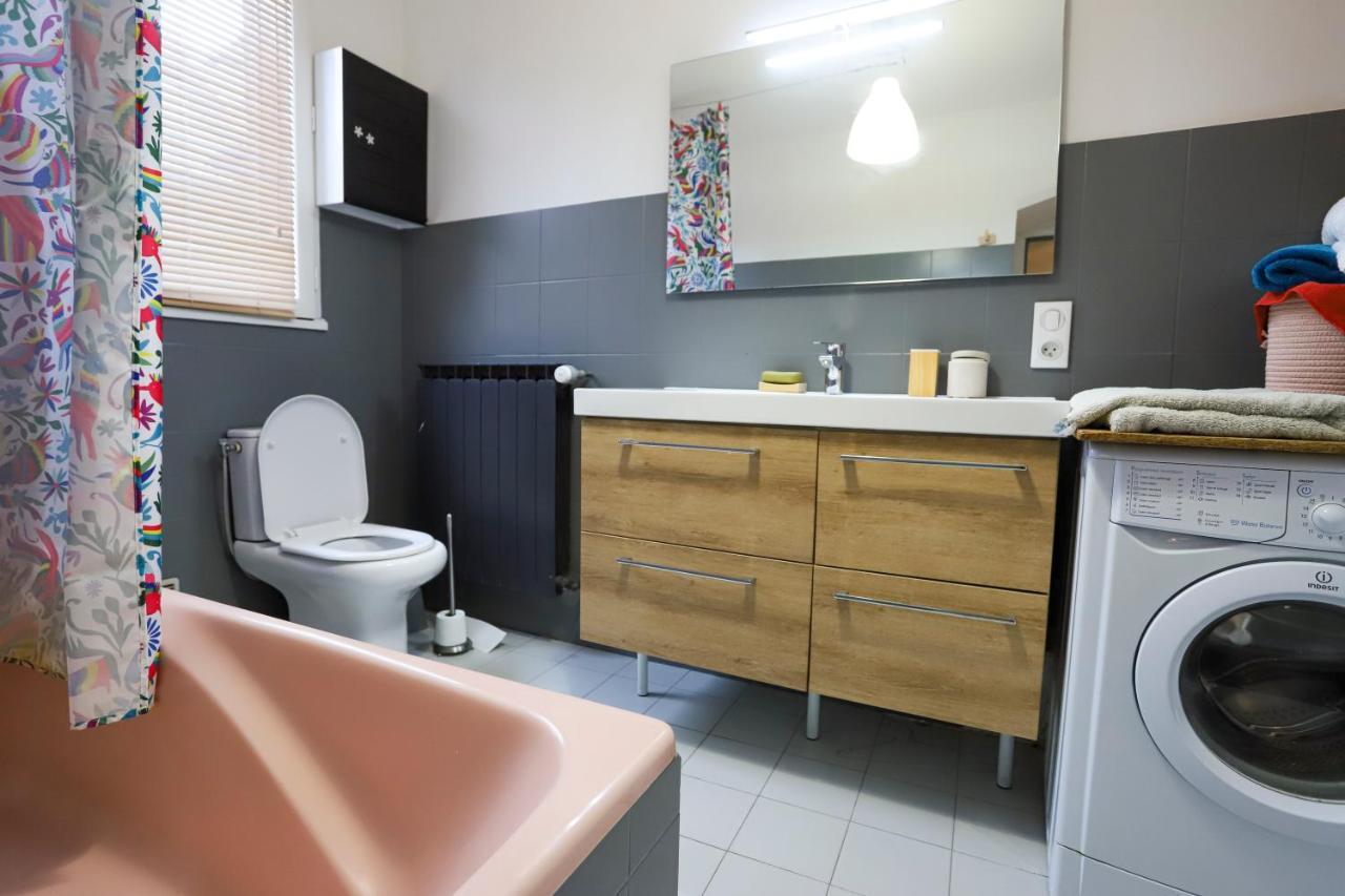 Petit-Coeur Charmant En Centre Ville Apartment อานซี ภายนอก รูปภาพ